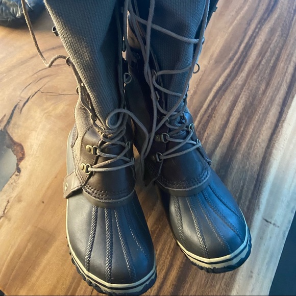 Sorel Conquest Carly Waterproof Insulated Winter Boots - Women's Size 9 - Picture 2 of 6